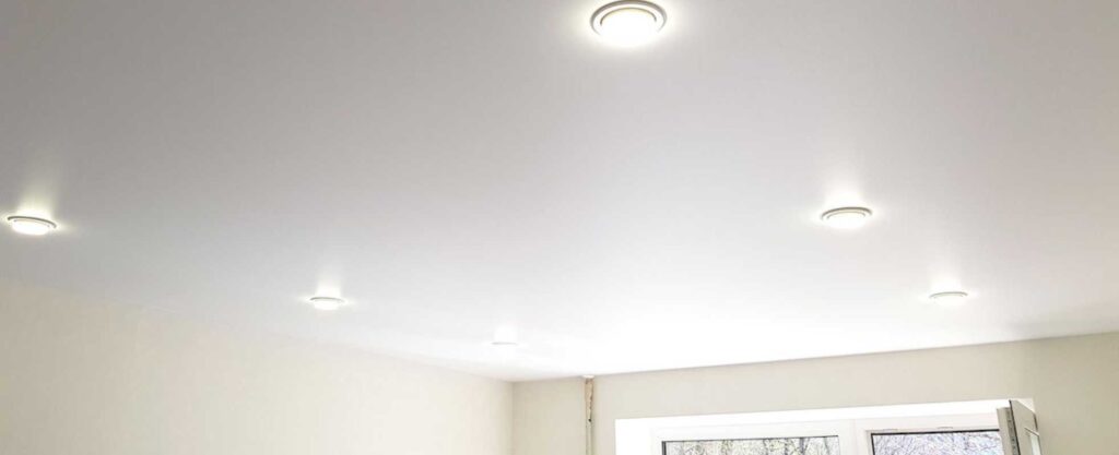 Sufity Podwieszane w Gdańsku – Nowoczesne Aranżacje i Montaż